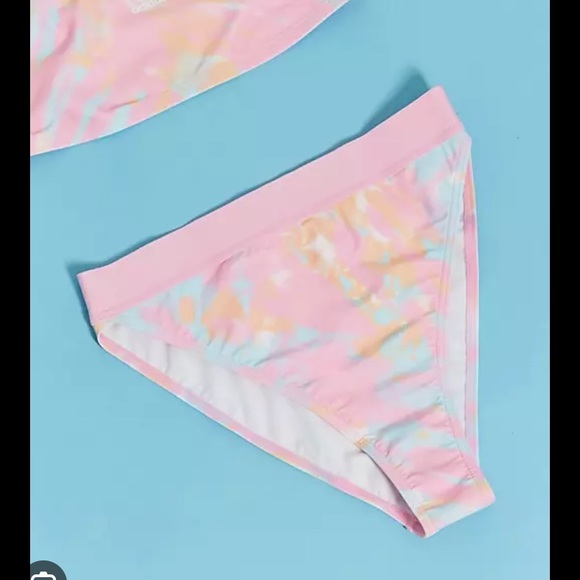 Adidas high waisted swim bottoms never used - Picture 3 of 5